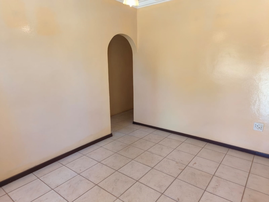 To Let 3 Bedroom Property for Rent in Jouberton North West